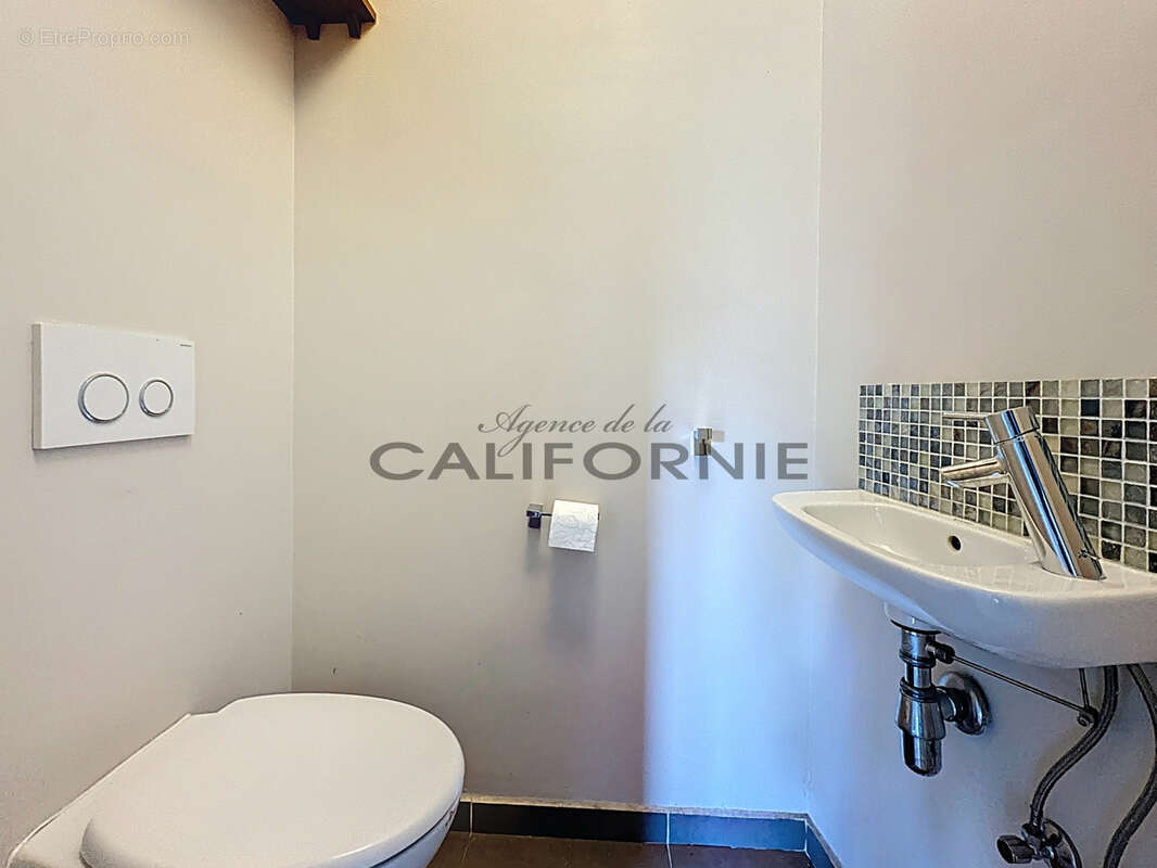 Appartement à LE CANNET