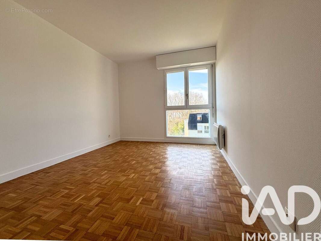 Photo 6 - Appartement à LA GARENNE-COLOMBES