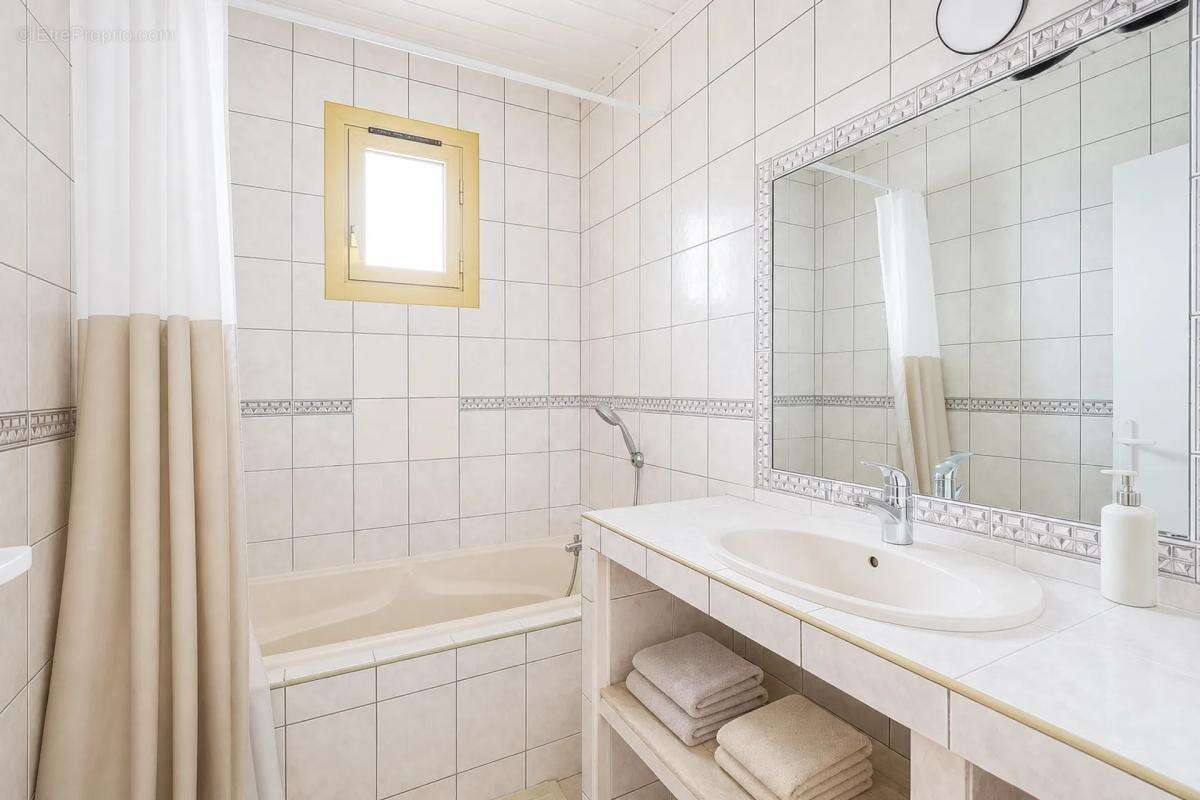 Dernier étage 75 m² avec terrasses à Toulon - photo 8