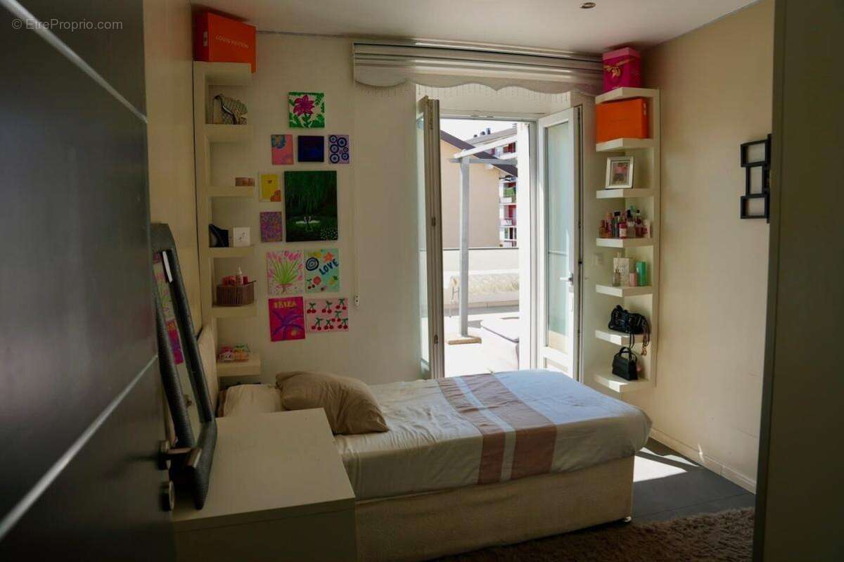 Maison de 103 m2 + salon de coiffure de 33 m2 à Mulhouse - photo 11