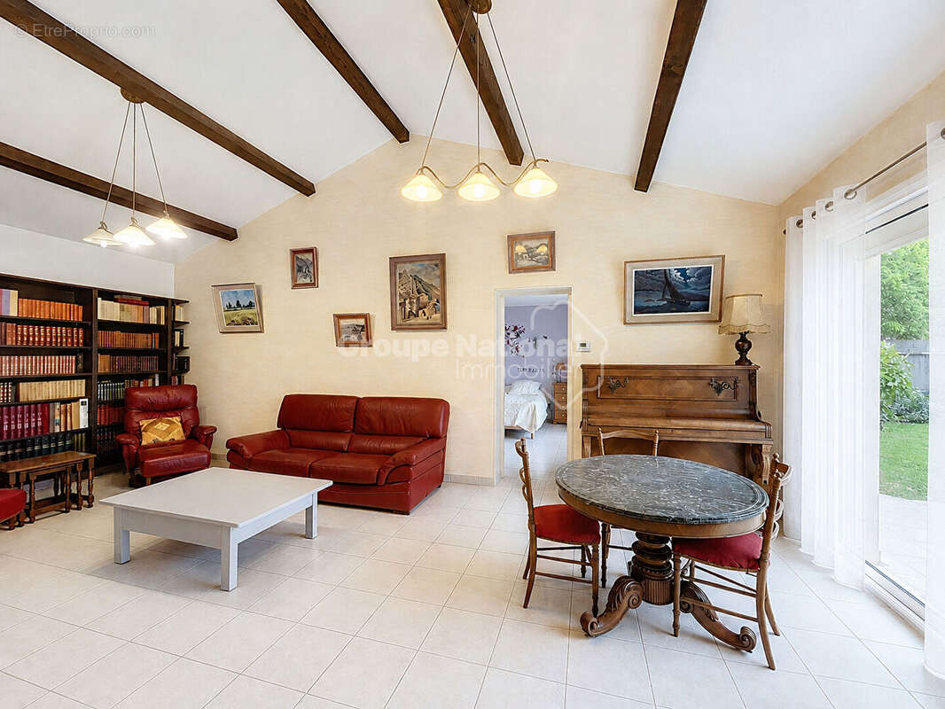 Maison 277 m² à Beaucaire  - photo 5