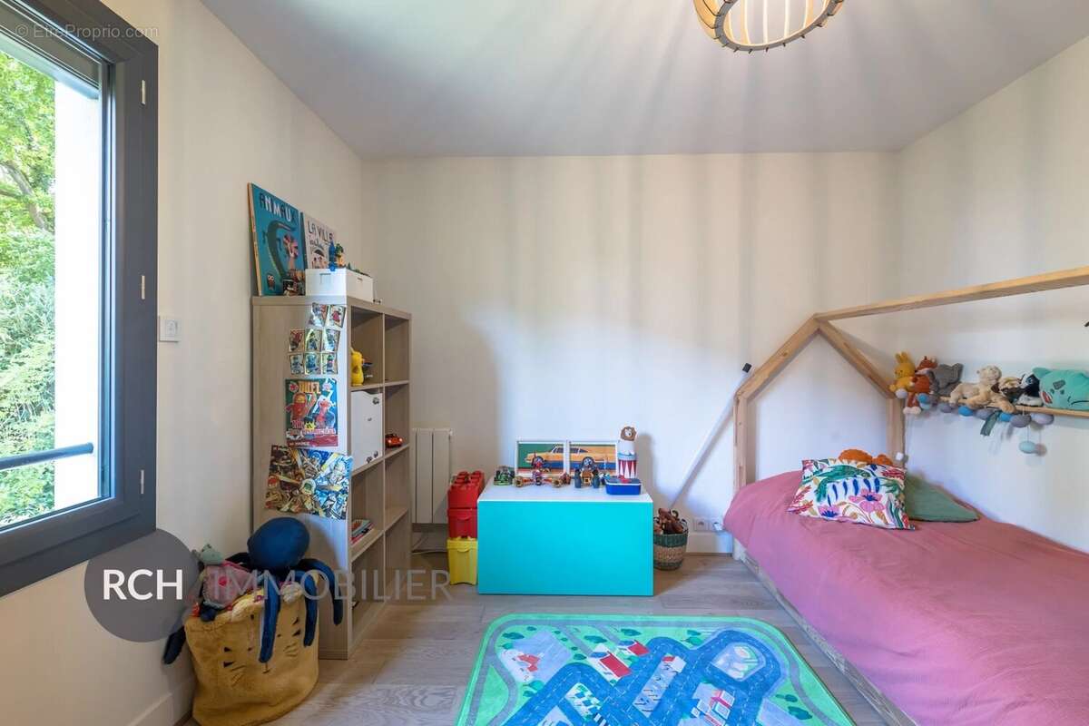 Maison à MONTFORT-L&#039;AMAURY