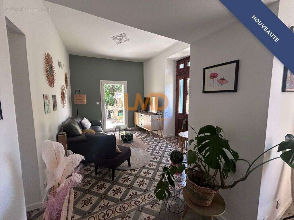 Maison à FONS