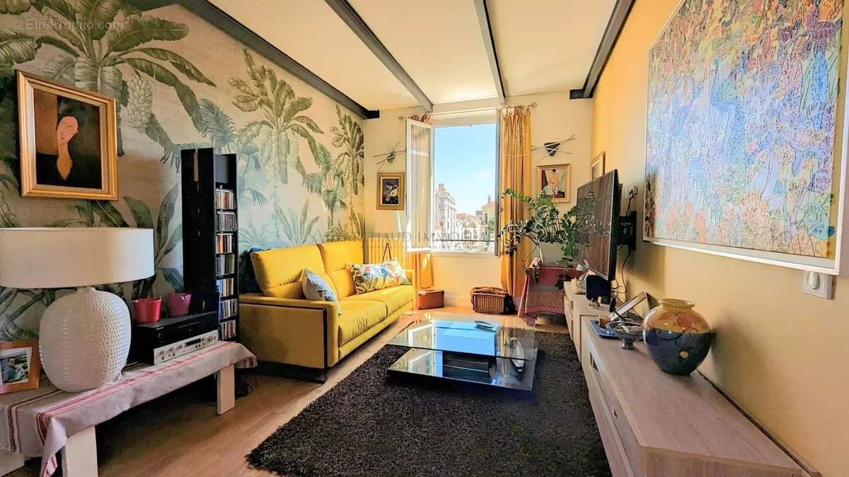 Appartement à CANNES