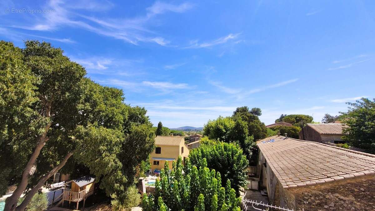 Appartement à SAINT-GEORGES-D'ORQUES