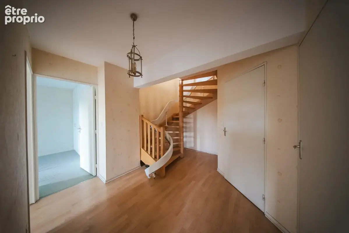 Appartement 4 pièces 109 m² à vendre à Clermont-Ferrand (63000) - photo 8