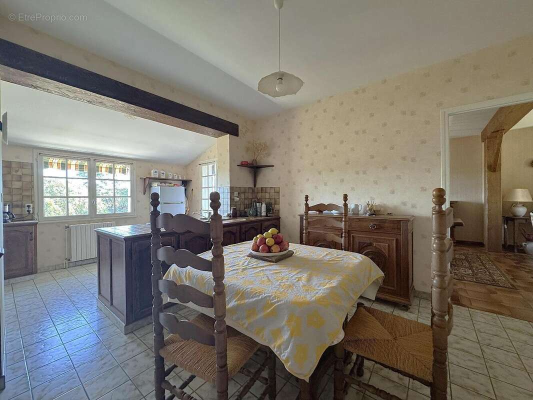  - Maison à SAINT-JEAN-DE-THOUARS