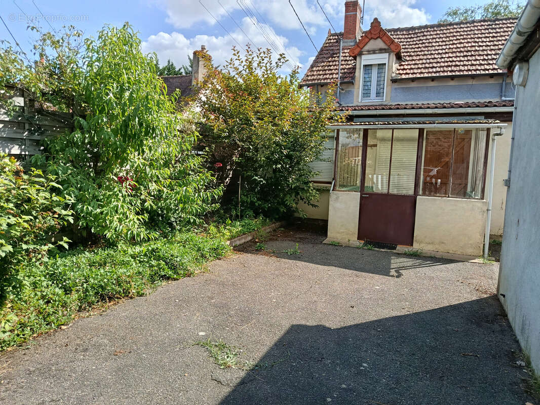 Maison de bourg avec garage - photo 5