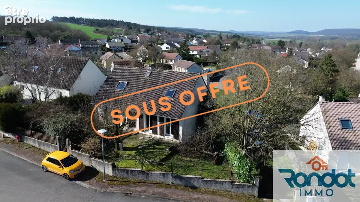Maison à IS-SUR-TILLE