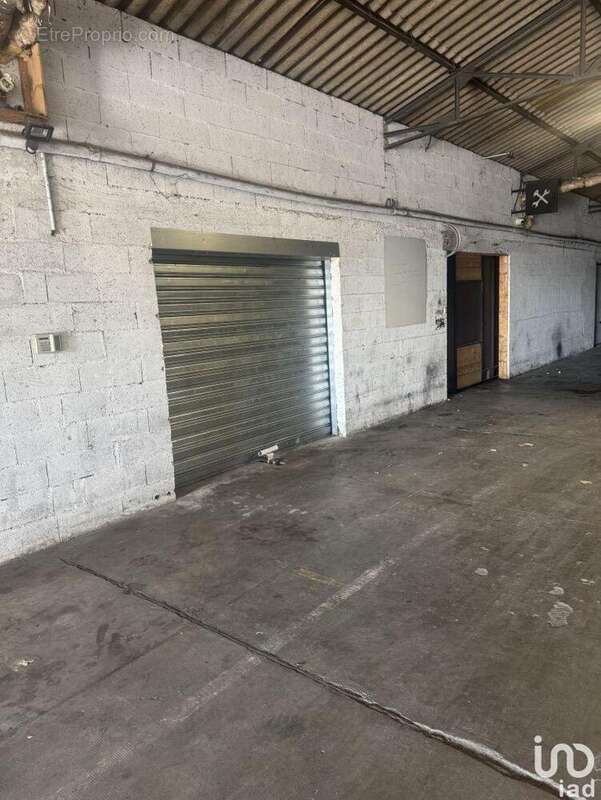 Photo 8 - Commerce à AVRAINVILLE