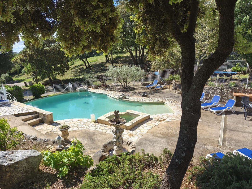 Maison à ROCHEFORT-DU-GARD