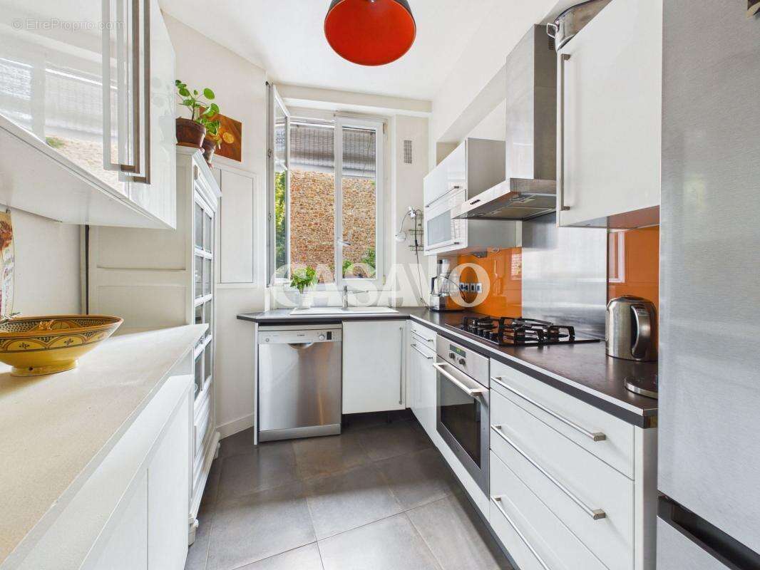 Appartement à SURESNES