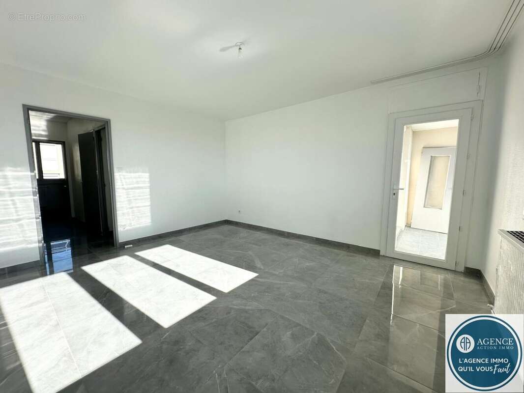 Appartement à SAINT-RAMBERT-D'ALBON