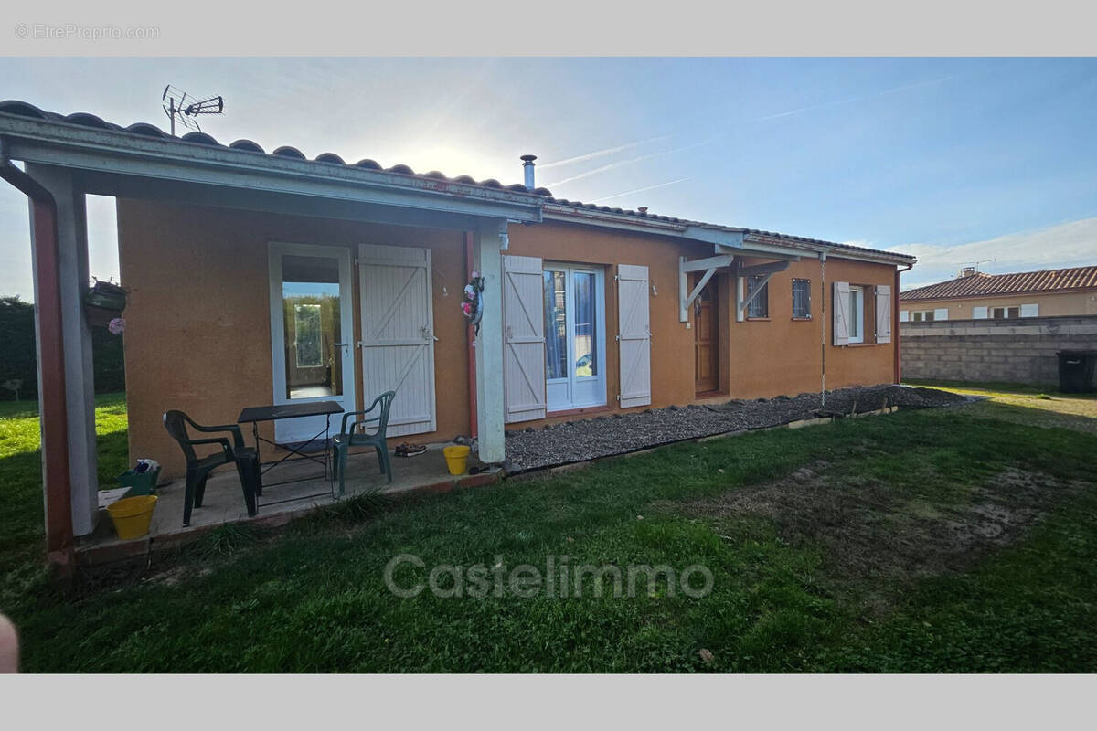 Maison à CASTELMAYRAN