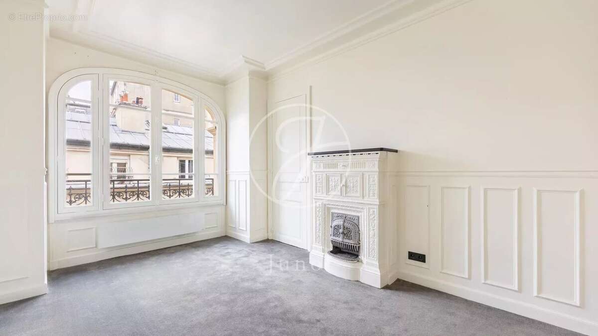 Appartement à PARIS-4E