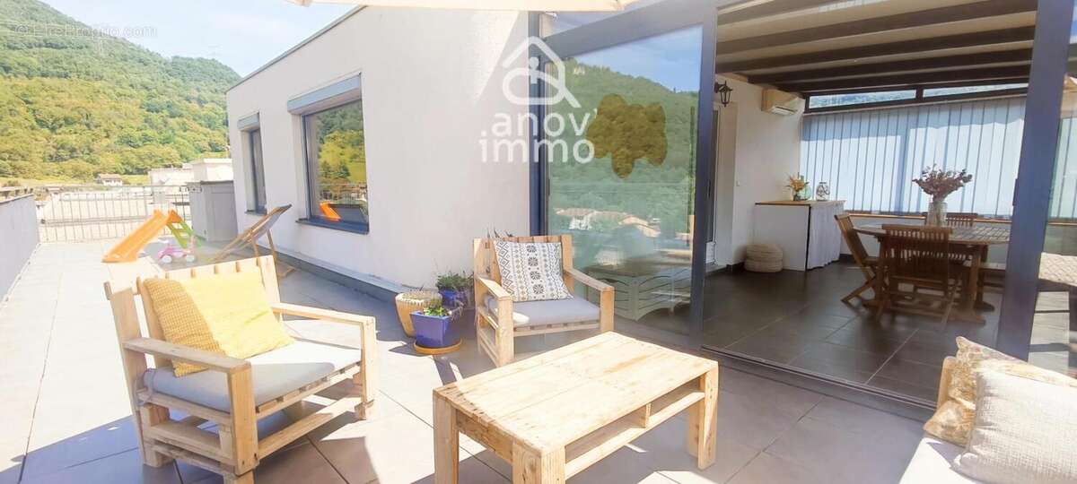Appartement à VIZILLE