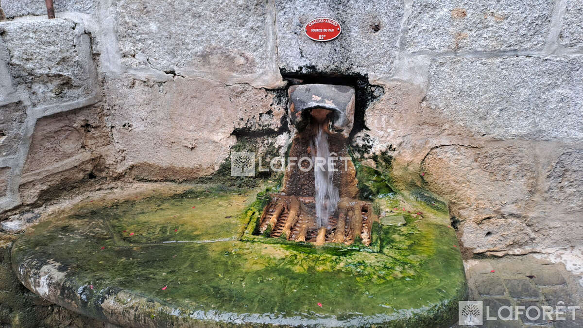 Maison à CHAUDES-AIGUES