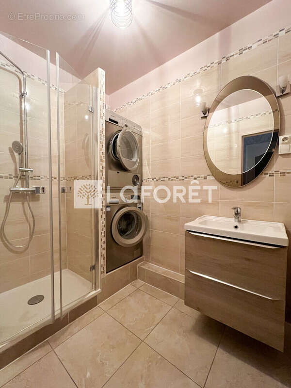 Appartement à MONTROUGE