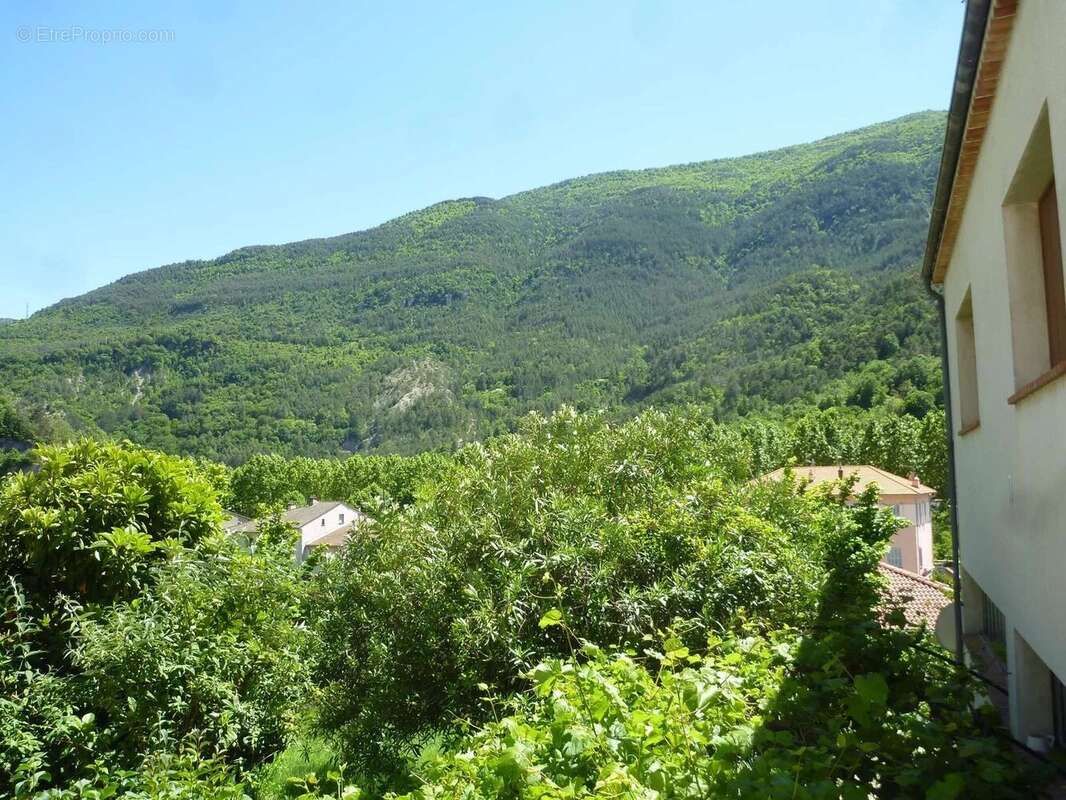 Maison à PUGET-THENIERS