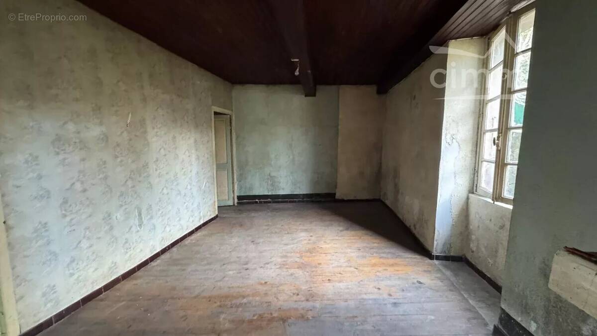 Maison à TOURNON-SUR-RHONE