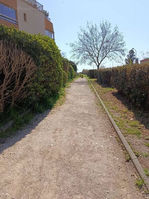Appartement à LA LONDE-LES-MAURES