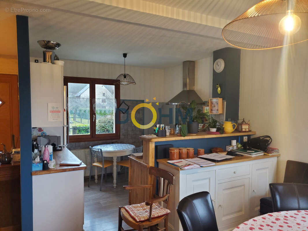 Maison à LOMPNIEU