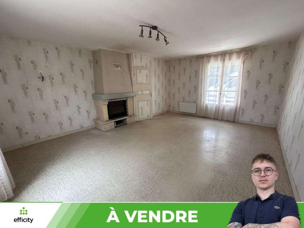 Maison à MONTS-SUR-GUESNES