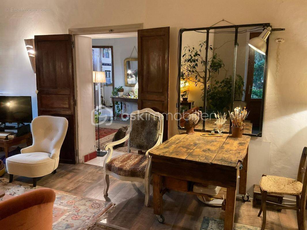 Maison à VILLEMAGNE-L'ARGENTIERE