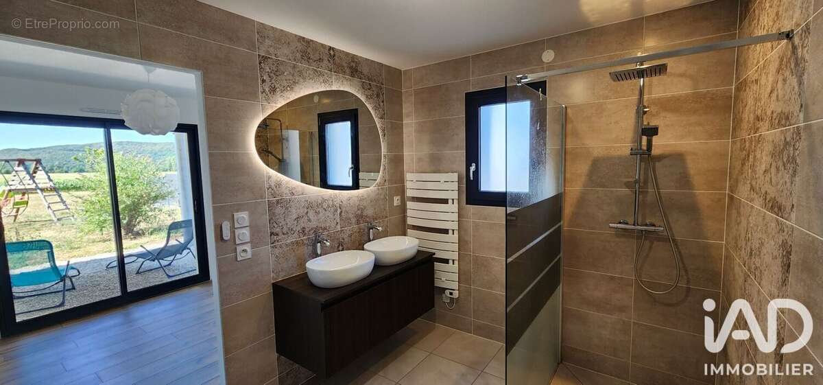 Maison 140 m² à Breres  - photo 9