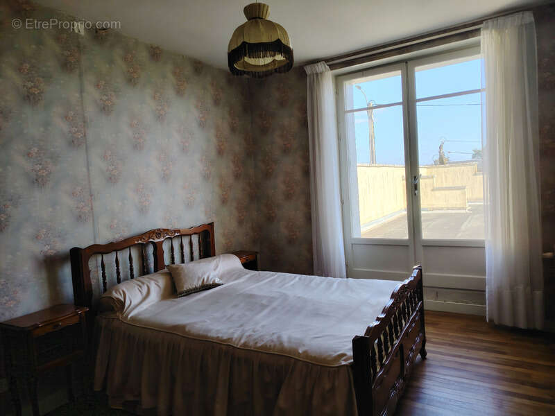 Maison à ASSAIS-LES-JUMEAUX