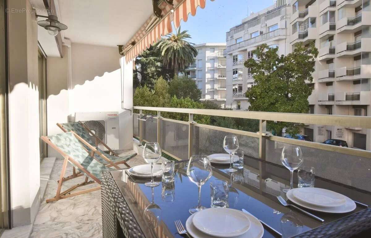 Appartement à CANNES