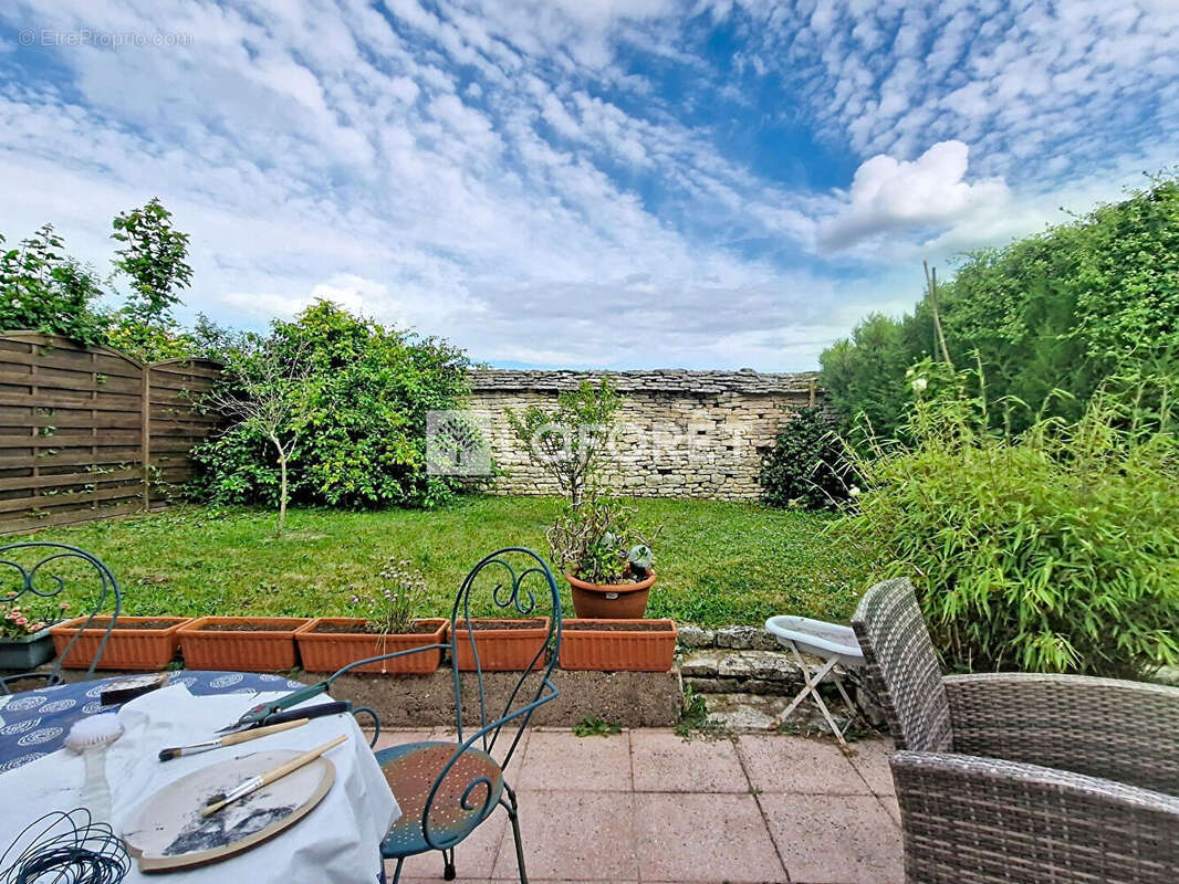 Maison Bouhans Et Feurg 4 pièce(s) 89.30 m2 - photo 2