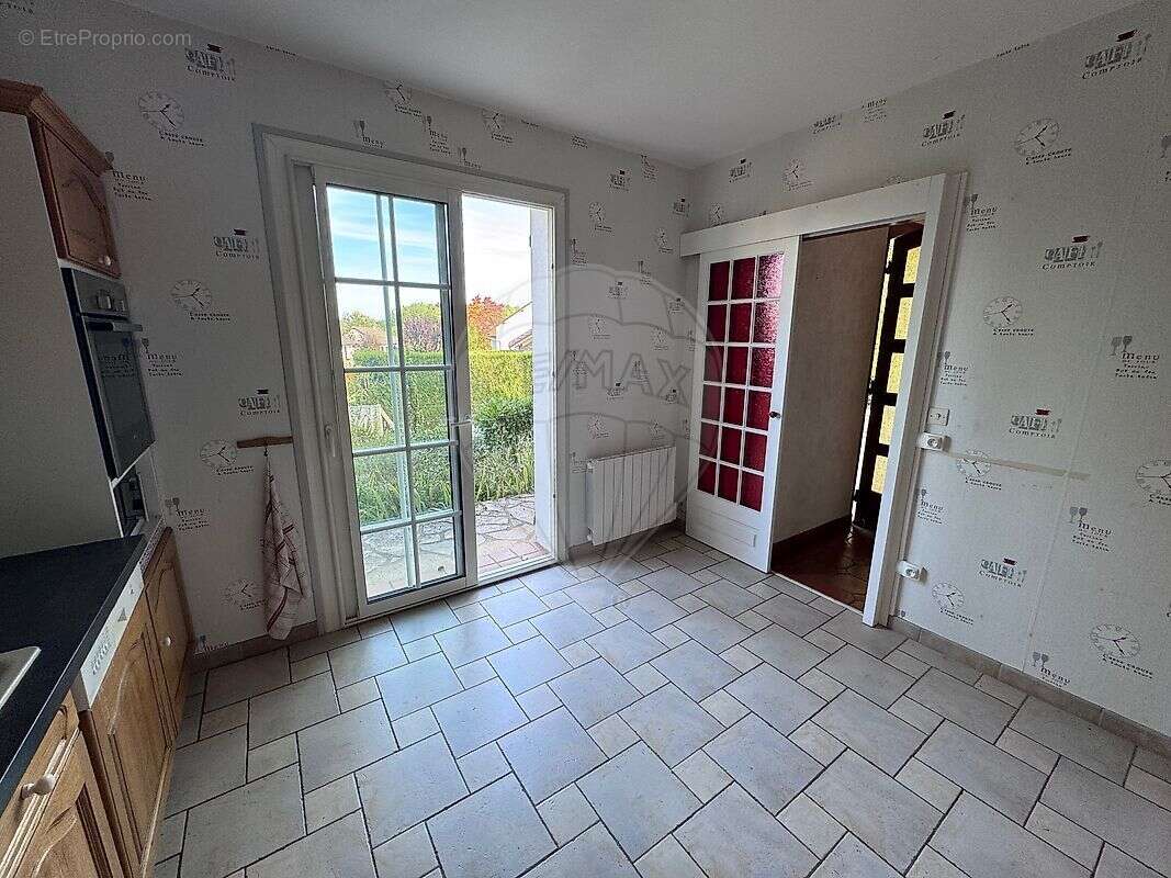 Maison à COULANGES-LES-NEVERS