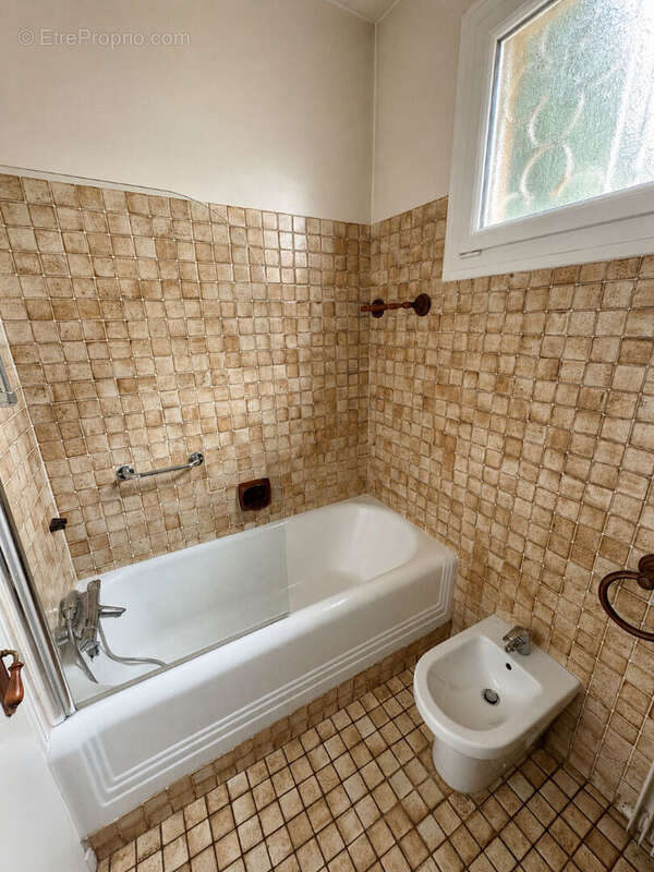 Maison de 136 m2 + maison indépendante de 40 m² - photo 8