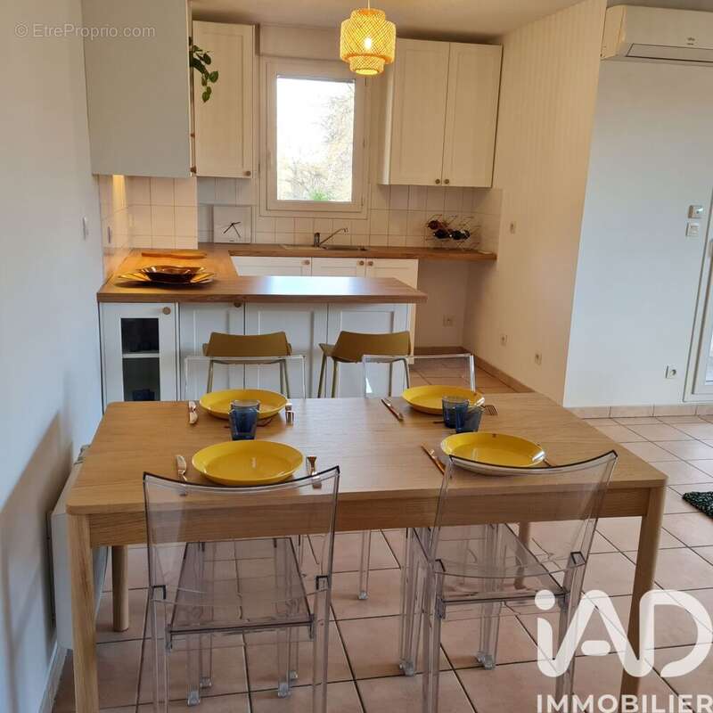 Photo 4 - Appartement à ENTRAIGUES-SUR-LA-SORGUE