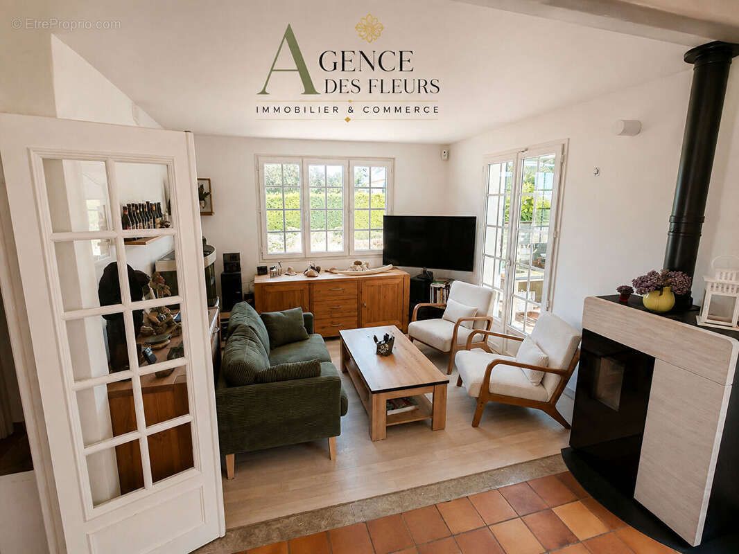 Maison  4 pièce(s)  Secteur Thuit signol  sur  1900 M²  de terrain - photo 6