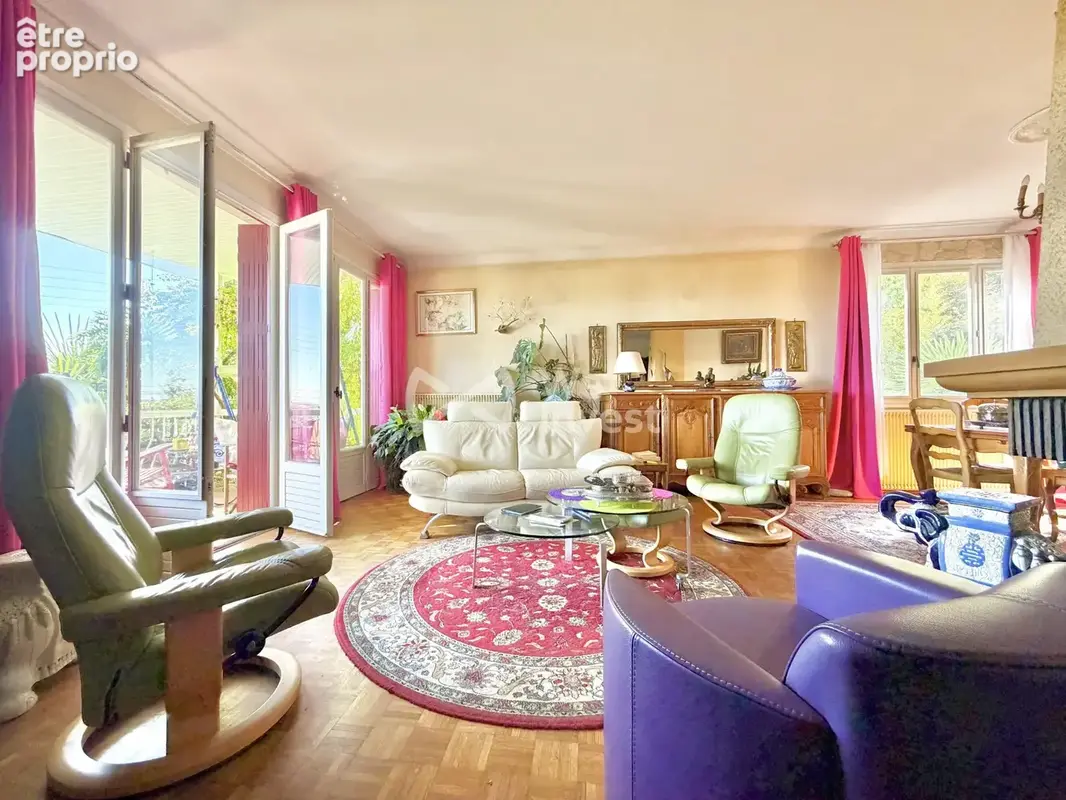 Maison 6 pièces 127 m² à vendre à Chatelguyon (63140) - photo 3