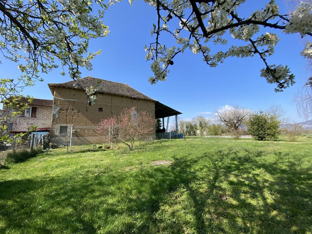 Maison à VEYRINS-THUELLIN