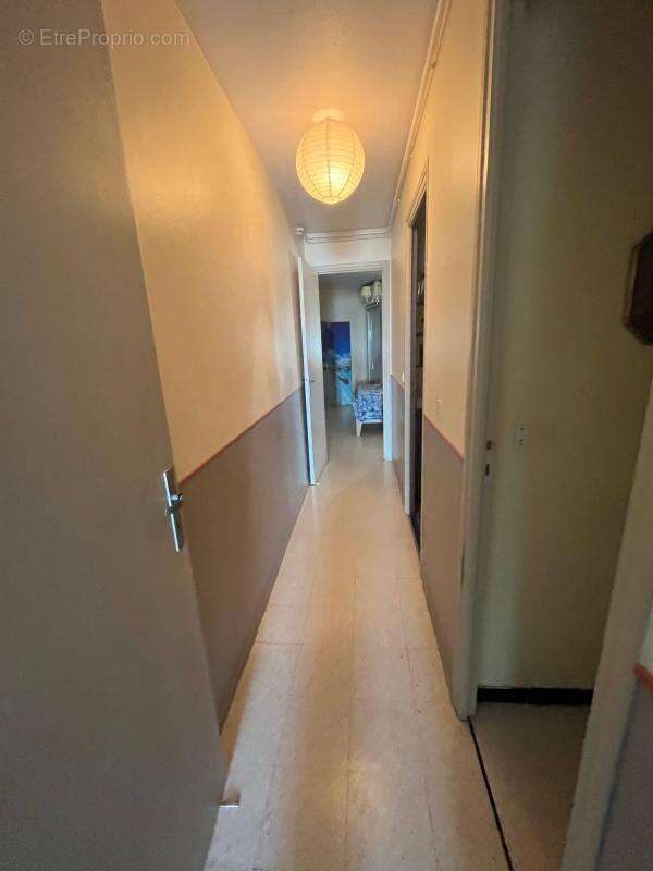 Appartement T3 traversant, climatisé avec terrasse et vue Bassin de Thau - photo 13