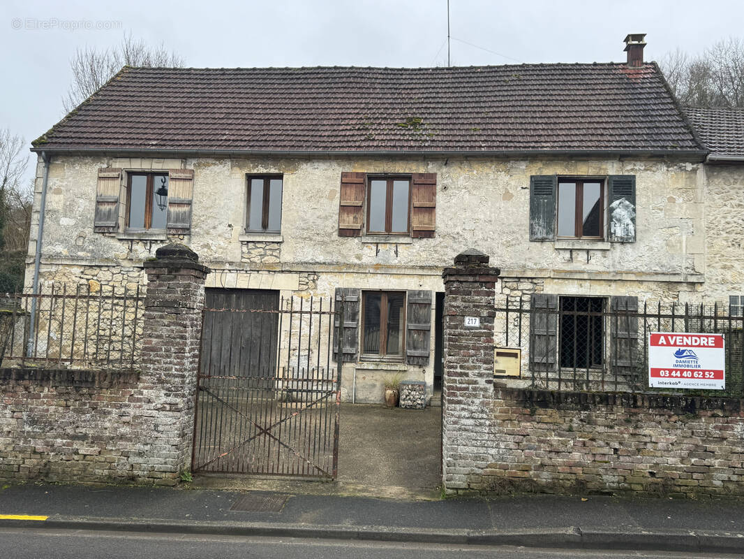 Maison à SAINTINES