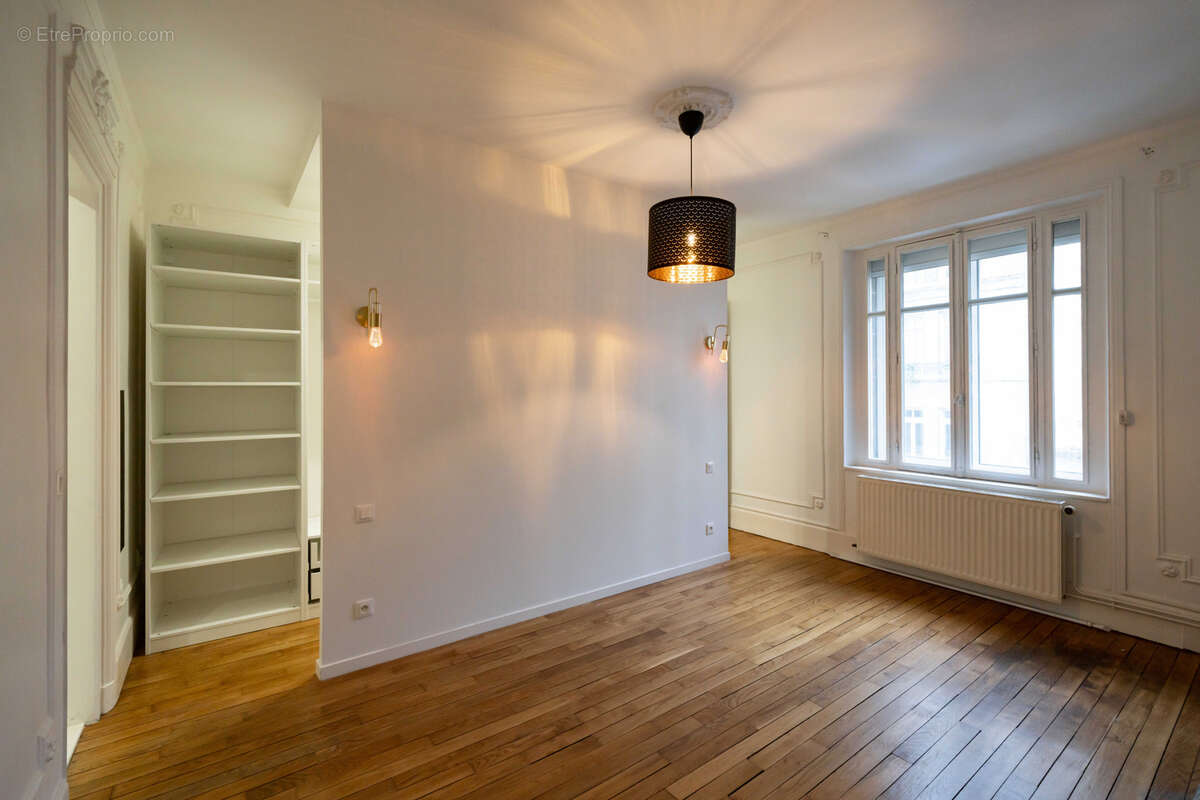Appartement Haussmannien - photo 9