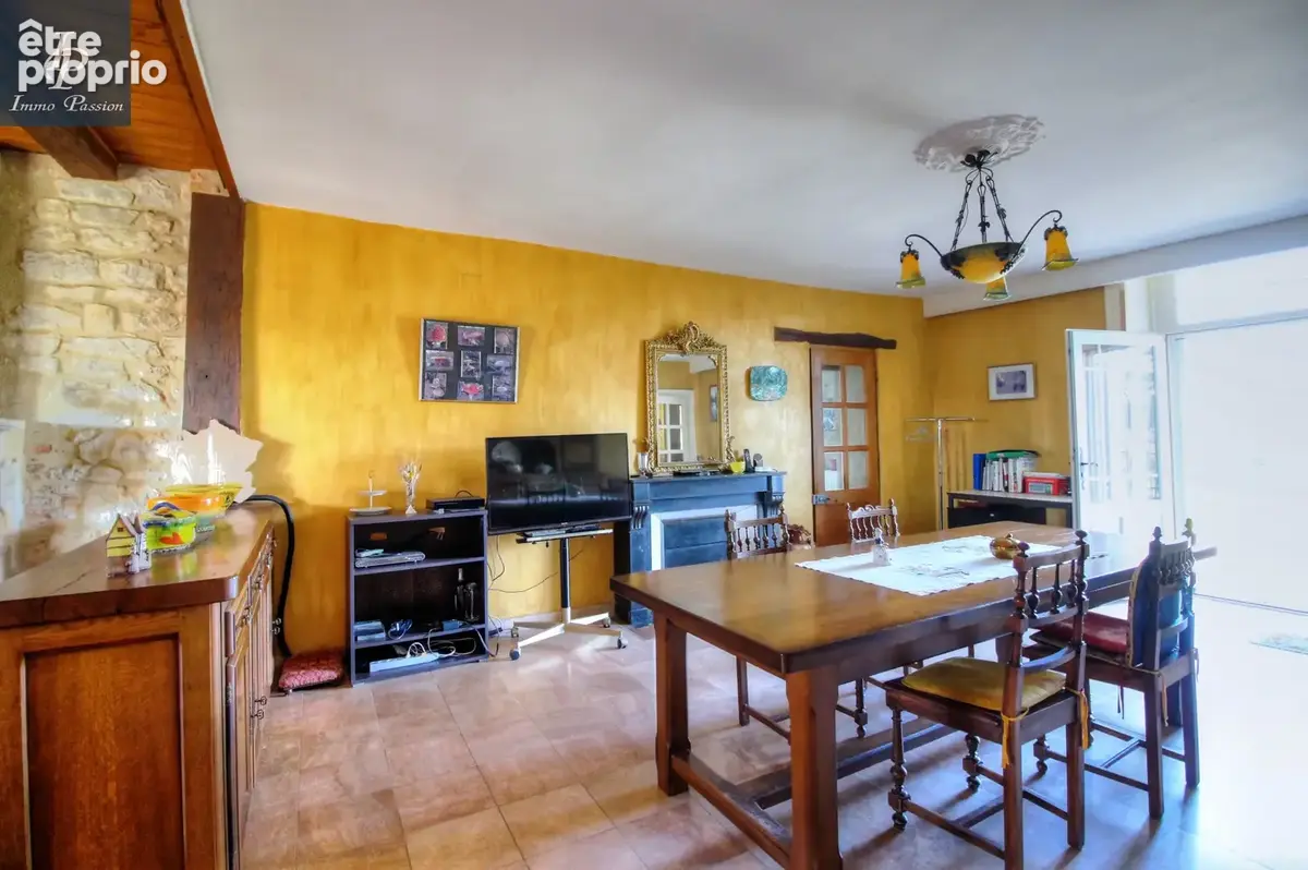 A VENDRE Proche COUSANCE : Magnifique Propriété 11 pièces 350 m2 - photo 14