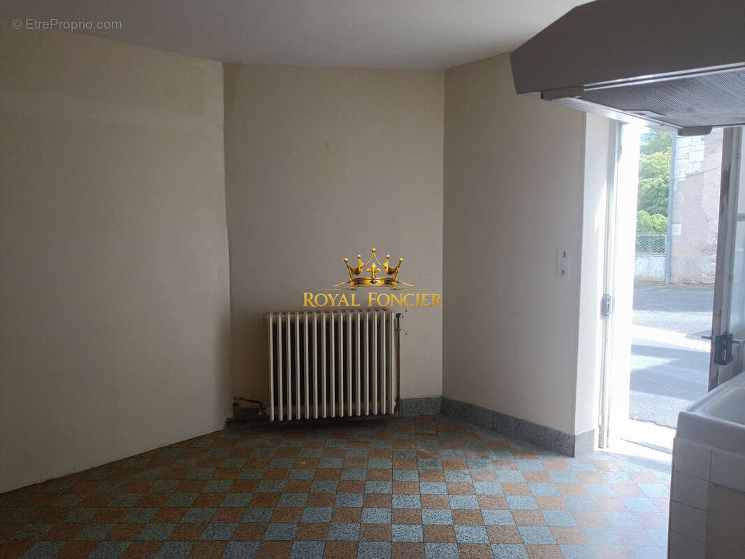Maison 110 m² à Sepmes  - photo 6