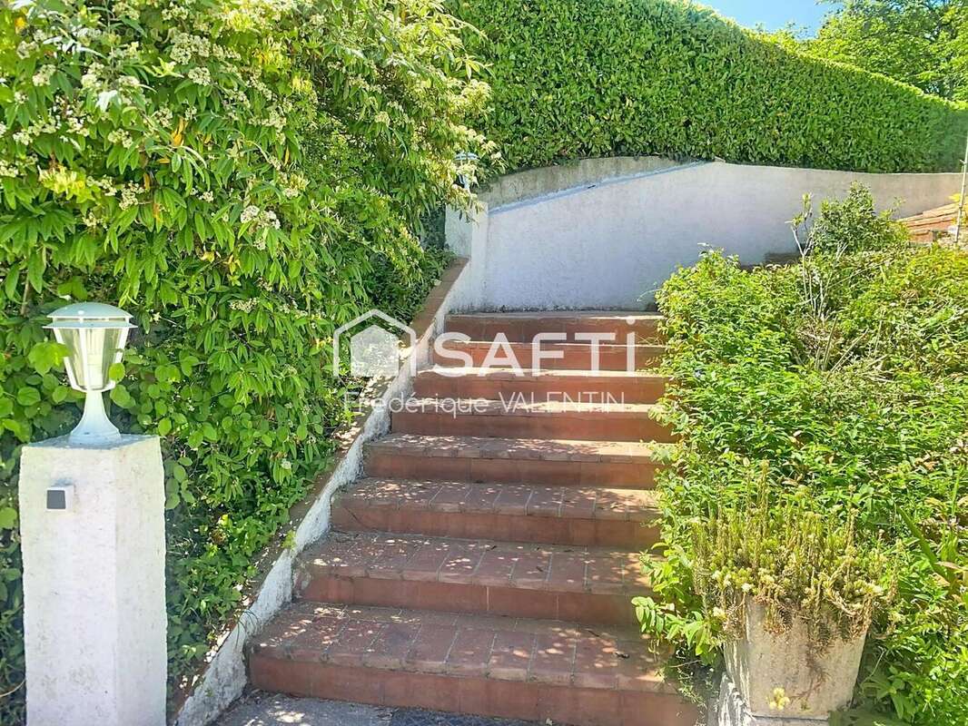Maison 103 m² à Montastruc-La-Conseillere  - photo 3