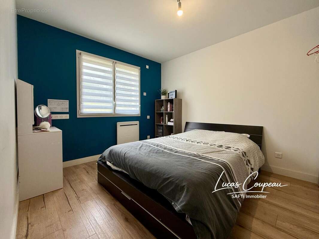 Maison 146 m² à Champigne  - photo 7