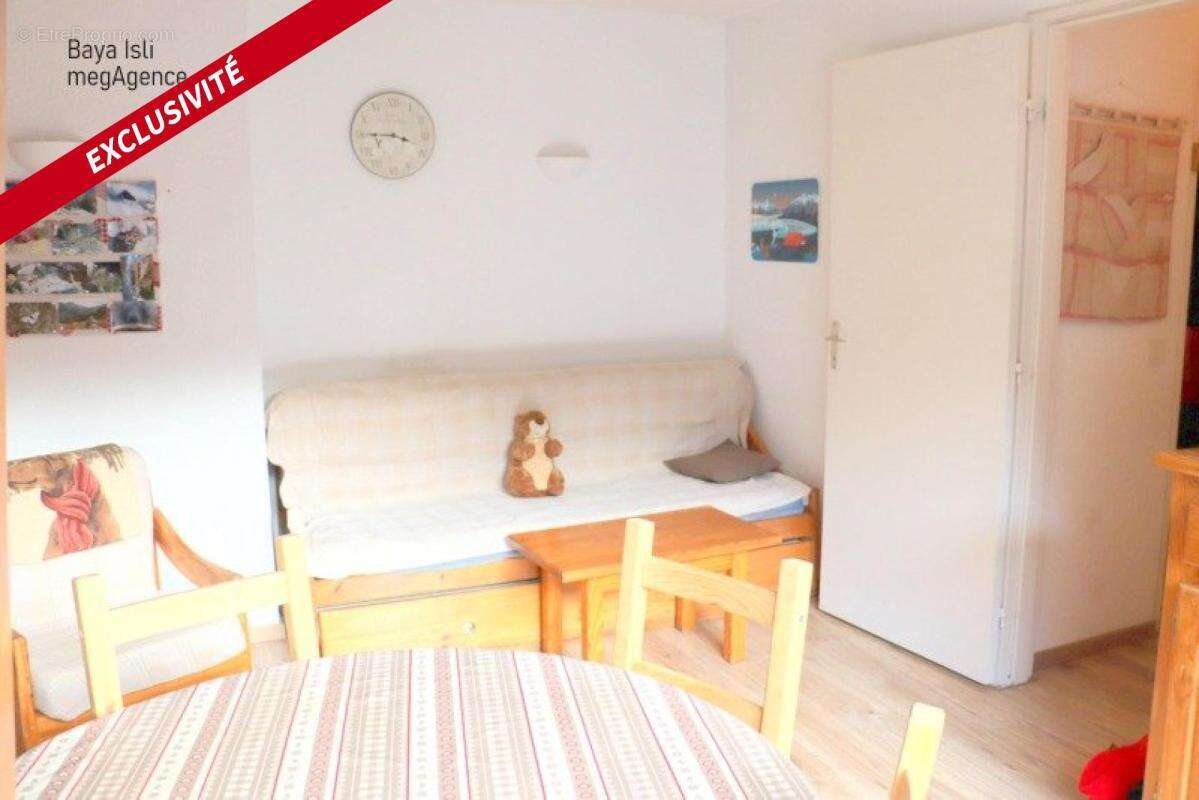 Appartement à UVERNET-FOURS