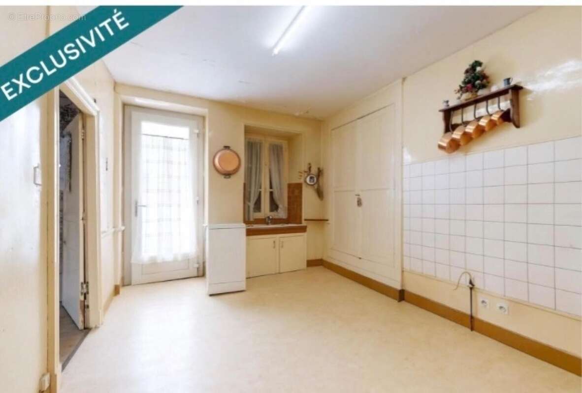 Maison 112 m² à Le Bugue  - photo 8