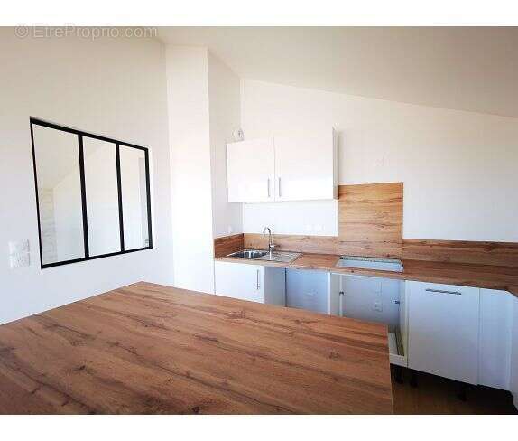 Appartement à BRUGUIERES