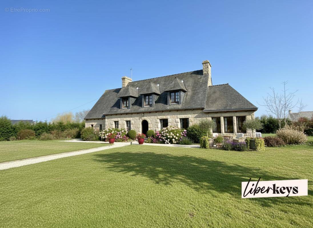 Maison à MINIHY-TREGUIER