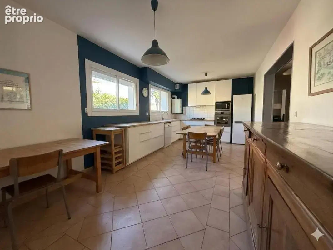 Rare ! Grande maison familiale de 6 chambres au calme à deux pas du centre ville - photo 6